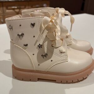 Cream Kids Boots with Ribbon Laces